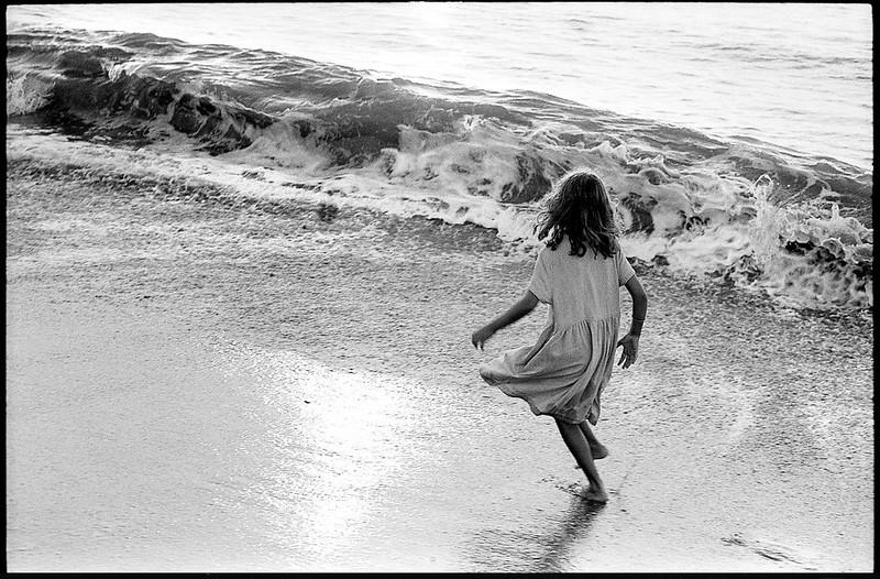 johnny martyr b&w beach wave ocean family vacation kid child timeless epic