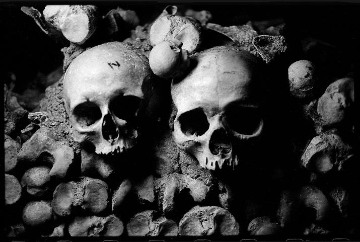 Paris France Catacombs skulls skeletons death burial history grave johnny martyr leica kodak 35mm b&w black and white film