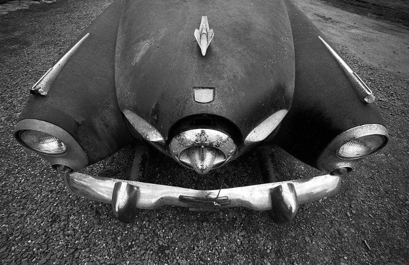 Vintage Studebaker Voigtlander 15mm Heliar Kodak TMAX 100 Lucketts Virginia black and white film photography